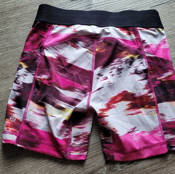 Lululemon What the Sport Short - Picture 2 of 3